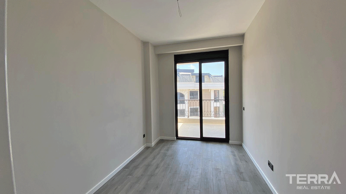 Spacious Apartments in Alanya Oba in the Luxury Complex with Amenities - 97975