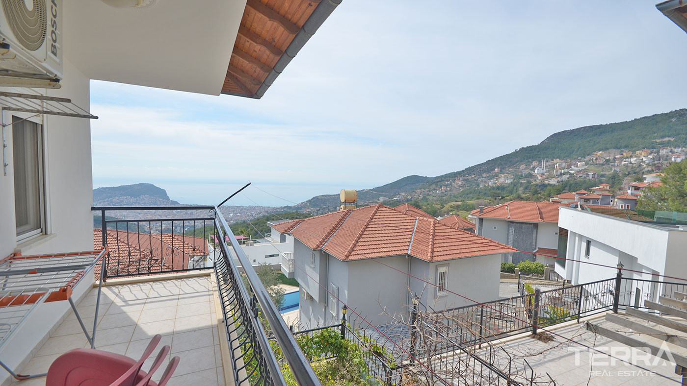 Willa 4+1z rynku wtórnego z widokiem na morze w Alanyi, Tepe - 63992
