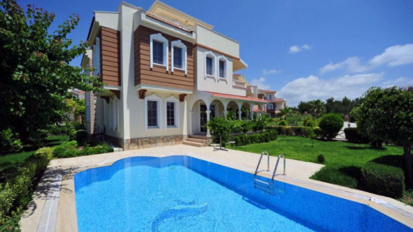 Luxus-Villen in einem exklusiven Villen Park in Alanya