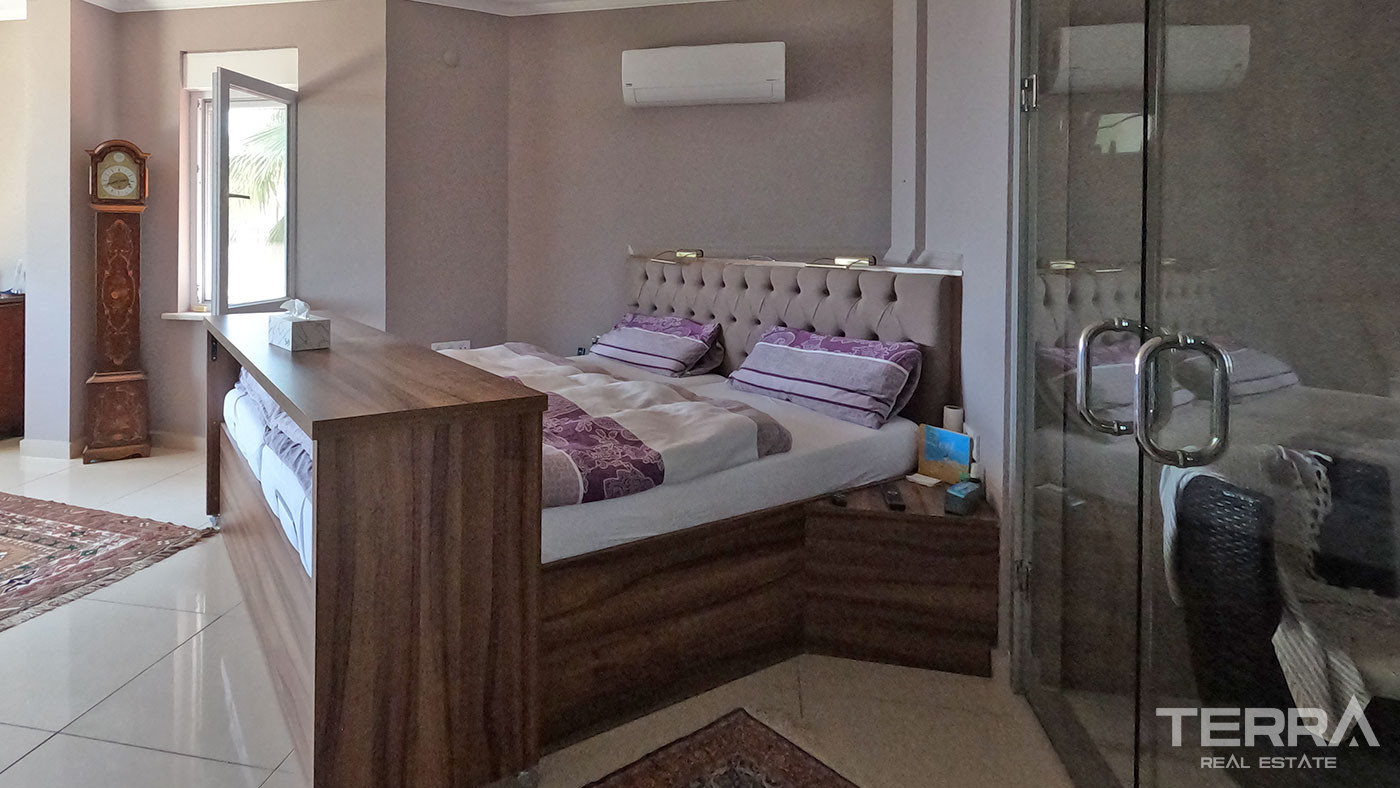 Fully Furnished Villa in Oba, Alanya with Smart Home System - 68530