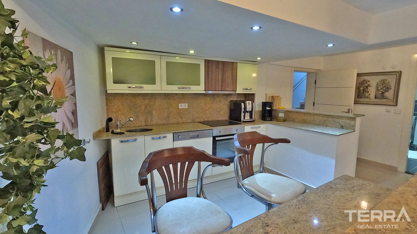Fully Furnished Villa in Oba, Alanya with Smart Home System - 68542