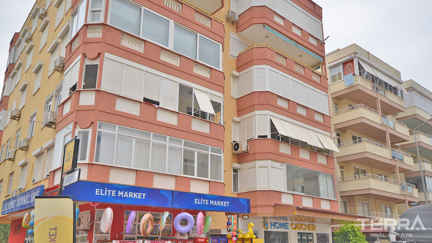Fully Renovated and Furnished Flat Close to the Beach in Alanya, Oba - 69197