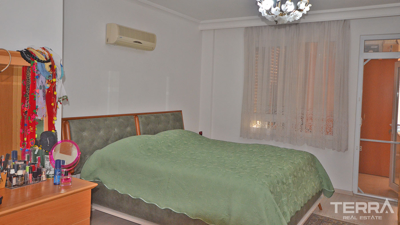 Fully Renovated and Furnished Flat Close to the Beach in Alanya, Oba - 69217