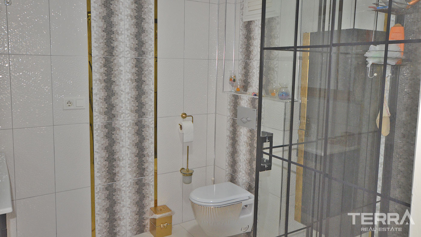 Fully Renovated and Furnished Flat Close to the Beach in Alanya, Oba - 69218