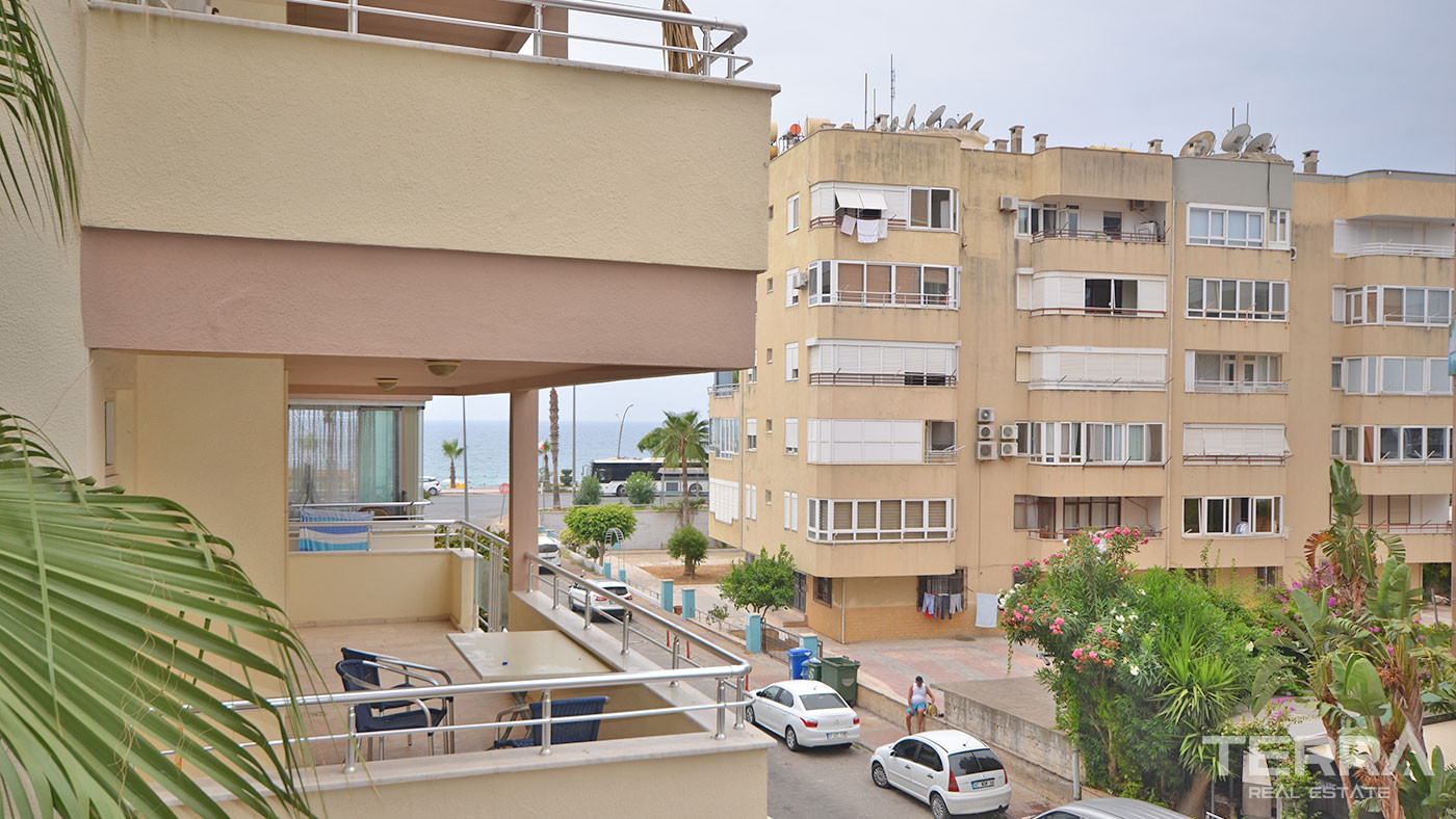 Fully Renovated and Furnished Flat Close to the Beach in Alanya, Oba - 69226