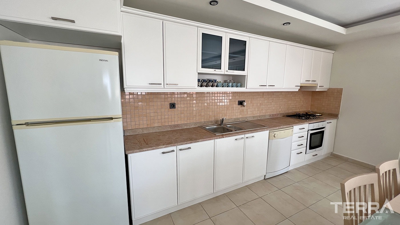 Conveniently Located Fully Furnished Resale Flat in Cikcilli, Alanya - 69446