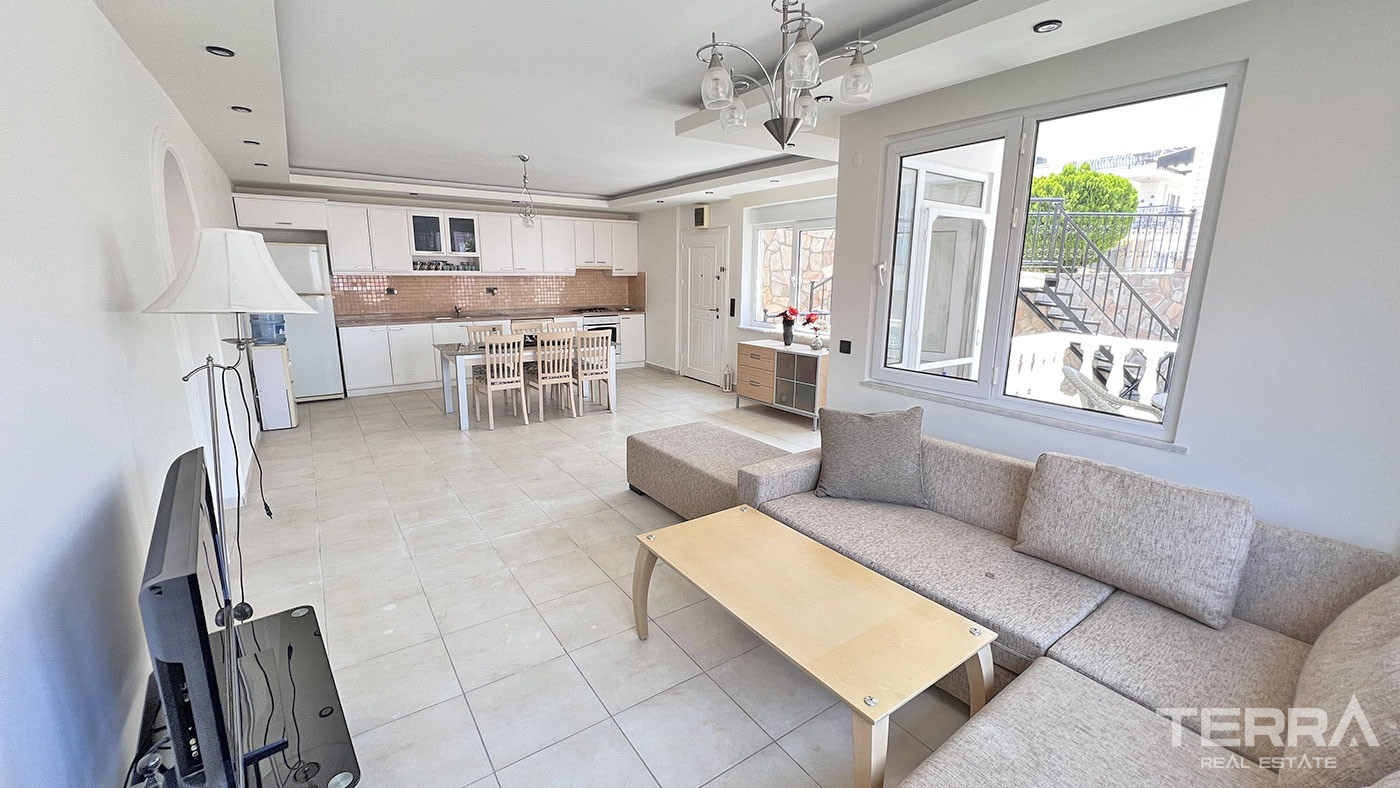 Conveniently Located Fully Furnished Resale Flat in Cikcilli, Alanya - 69452