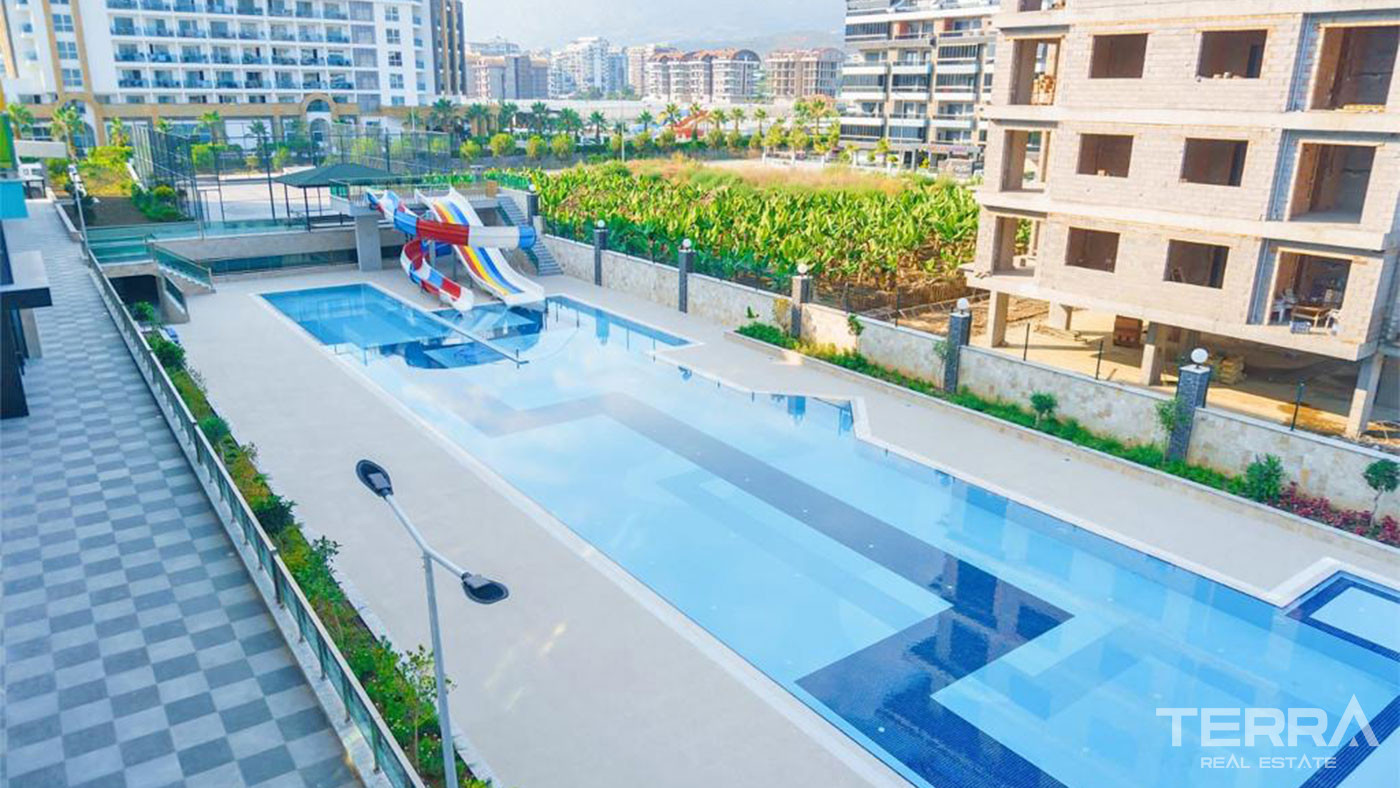 Cozy Resale Apartment 100 m Distance to the Beach  in Alanya Kargıcak - 69747