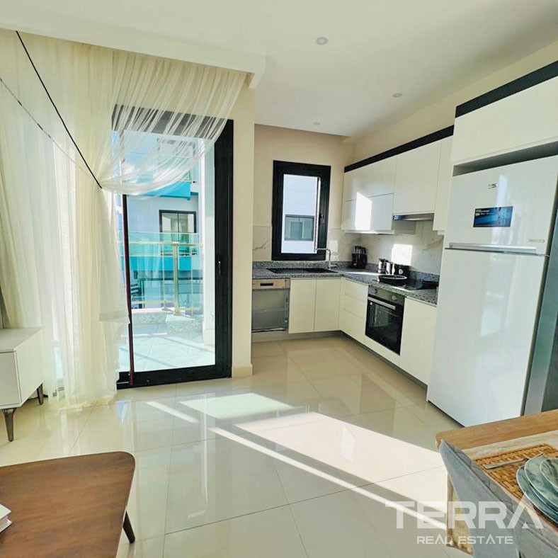 Cozy Resale Apartment 100 m Distance to the Beach  in Alanya Kargıcak - 69764
