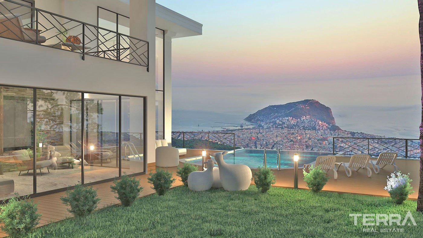 Private Living with Panoramic Sea View from Exclusive Villa in Alanya