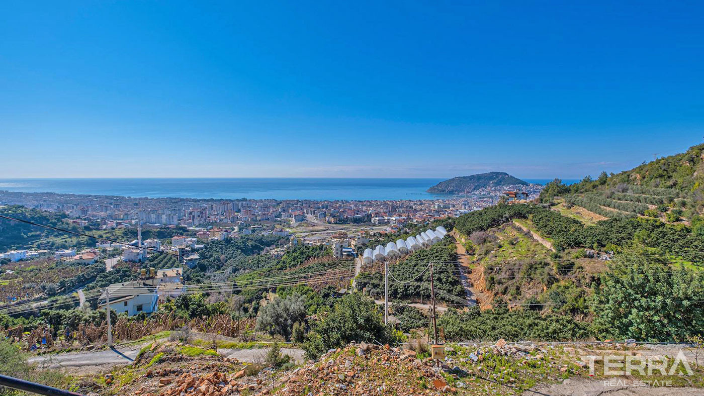 Tranquil and Spacious Alanya Villa Intertwined with Nature in Cikcilli - 70065