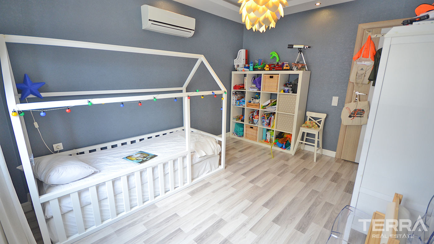 4+1 Resale Flat in Cikcilli, Alanya with Extensive Social Facilities - 69983