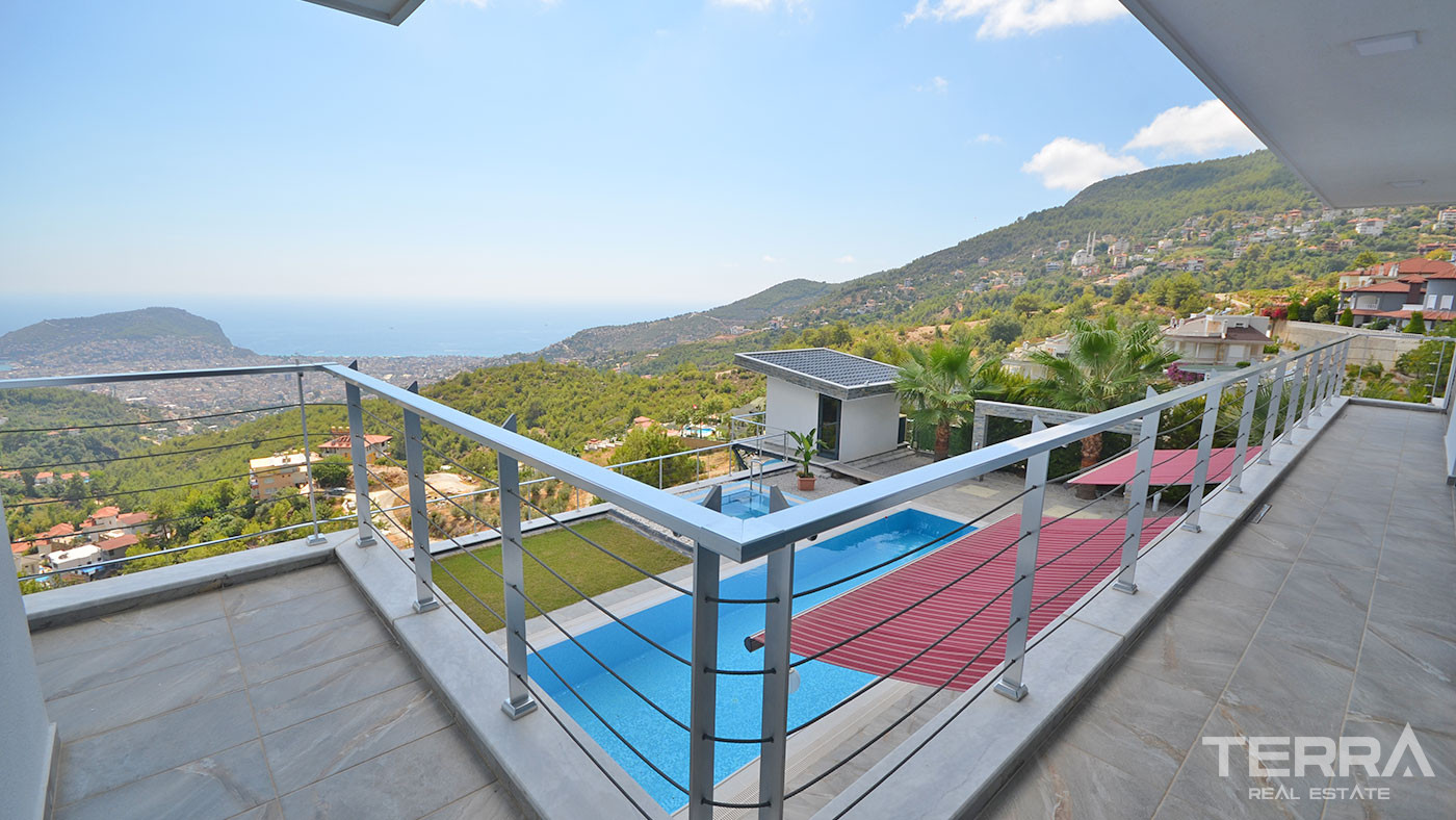 Luxury Furnished Resale Villa with 1600 m2 Land Plot in Tepe, Alanya - 70113