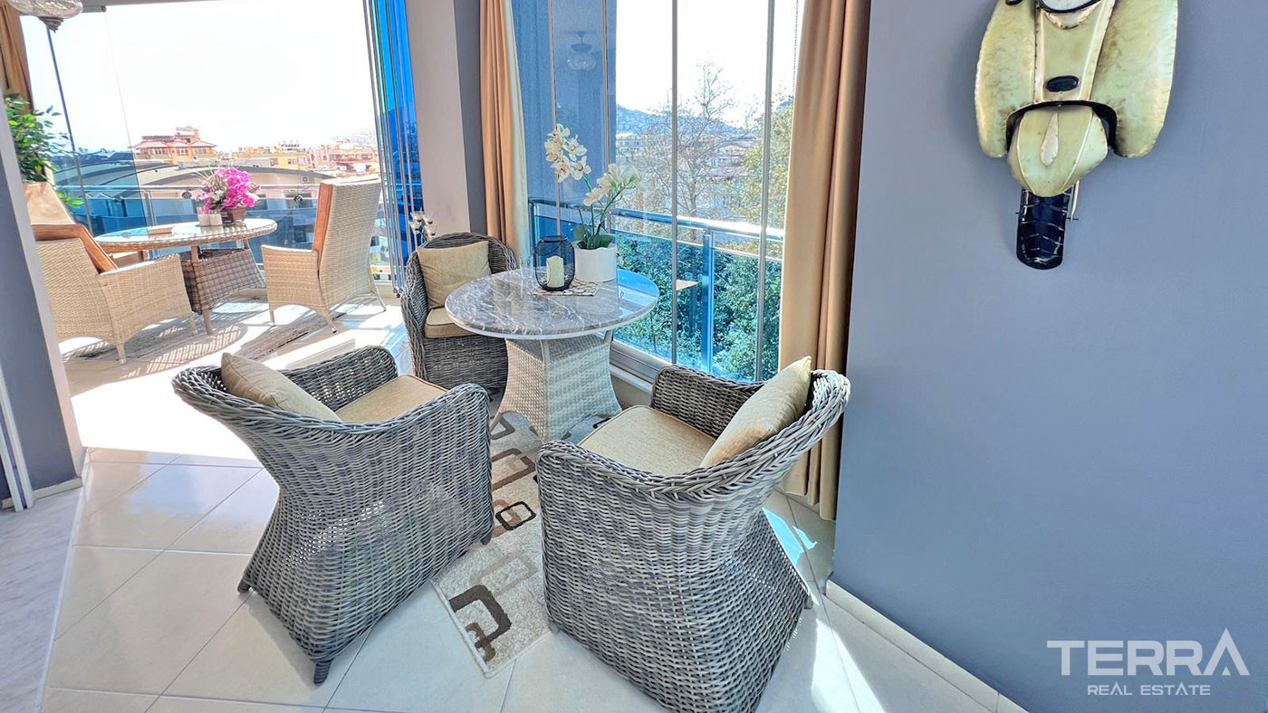 Furnished Resale Apartment in Alanya with an Incredible Green View - 70588