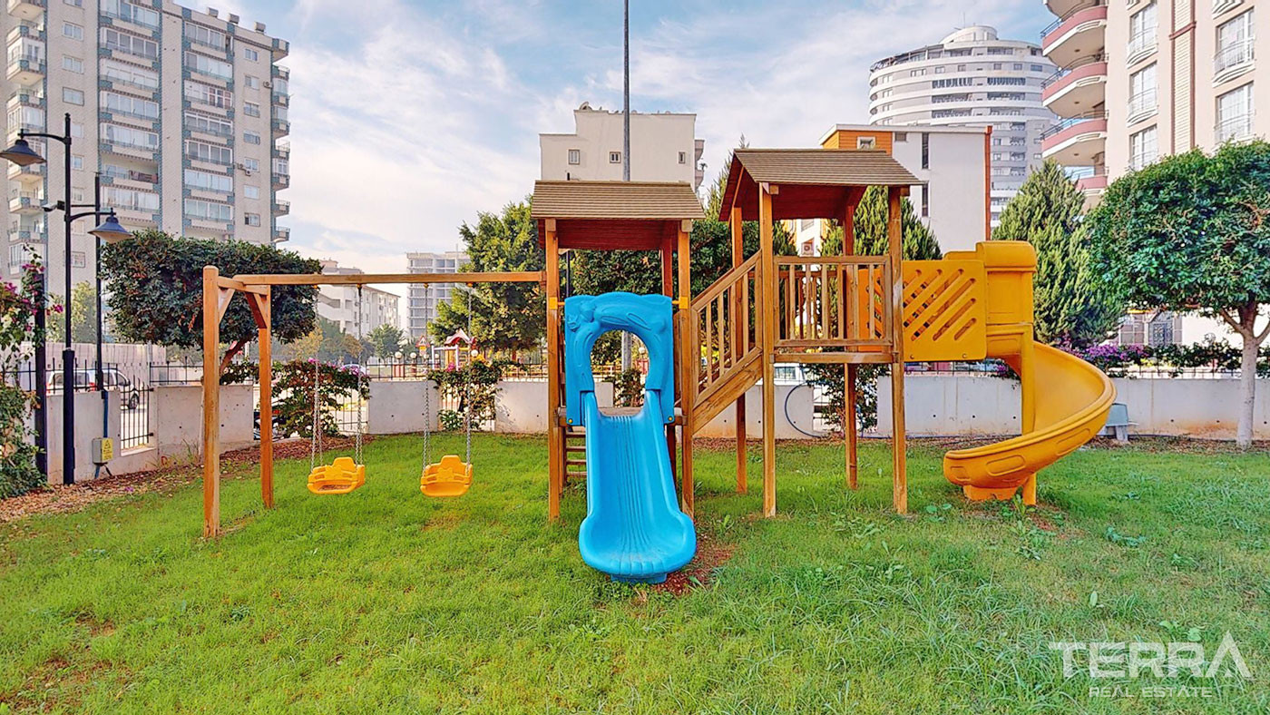 Luxury Apartments with Spacious Living Areas in Mersin, Yenişehir - 71222