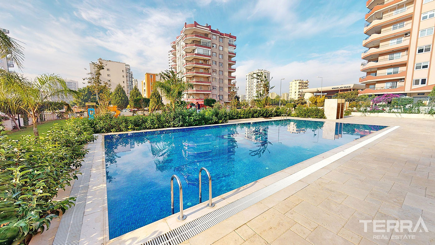 Luxury Apartments with Spacious Living Areas in Mersin, Yenişehir - 71221