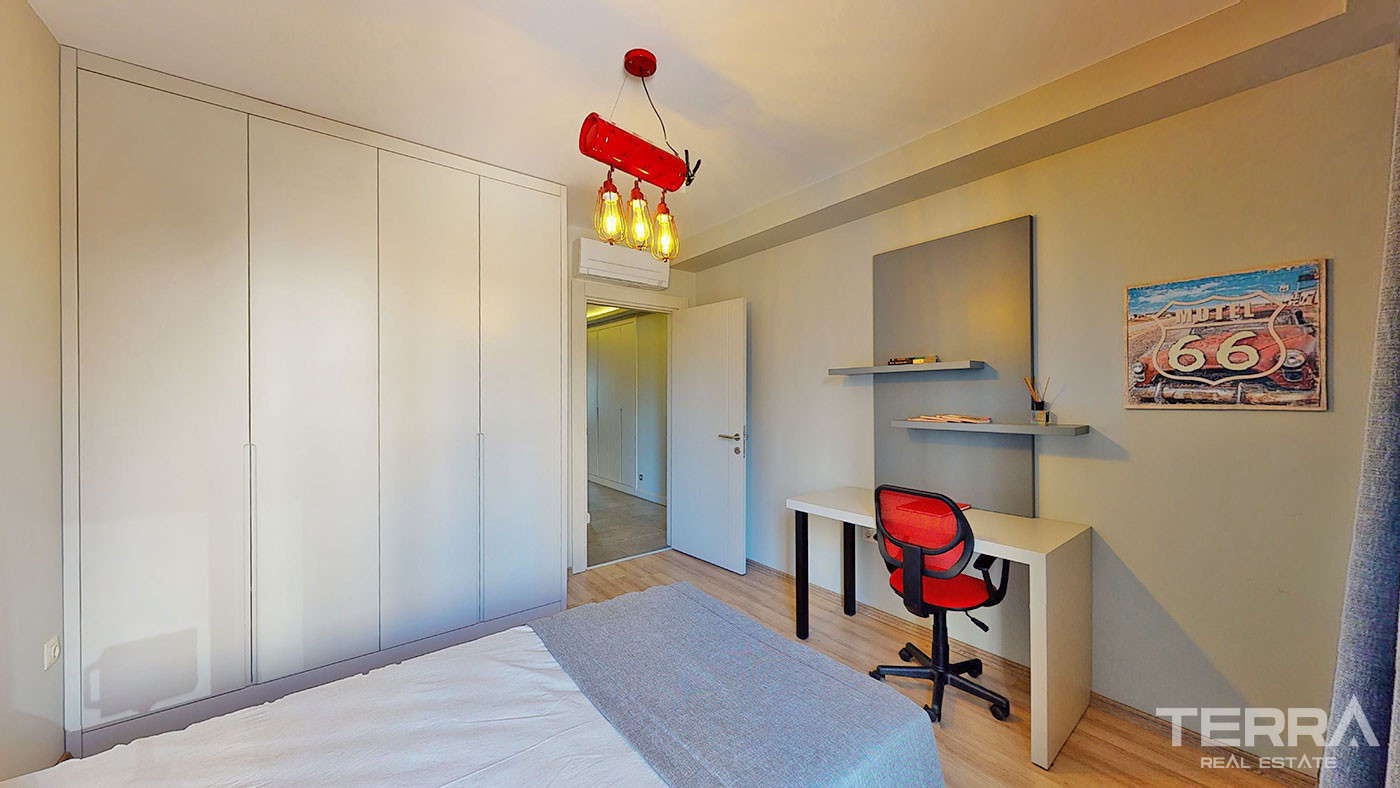 Luxury Apartments with Spacious Living Areas in Mersin, Yenişehir - 71236