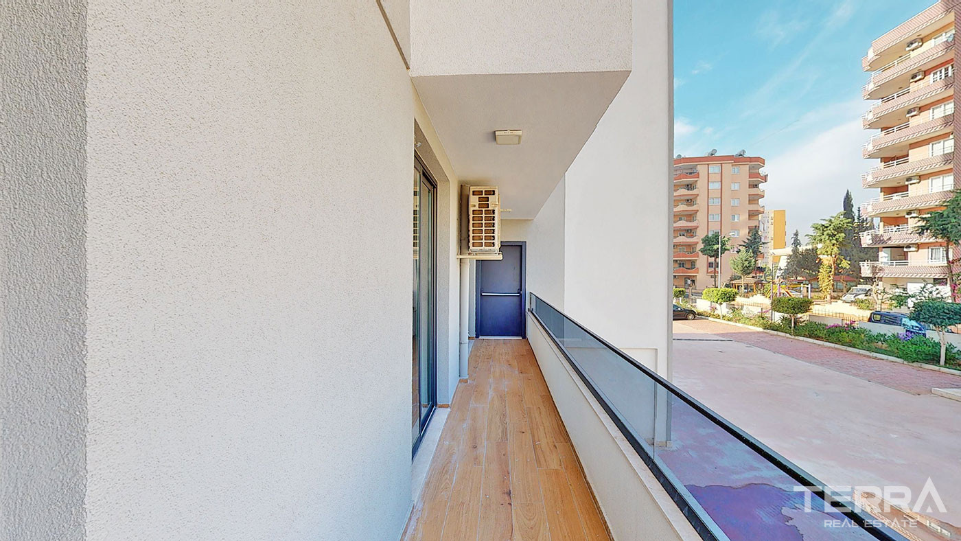 Luxury Apartments with Spacious Living Areas in Mersin, Yenişehir - 71244