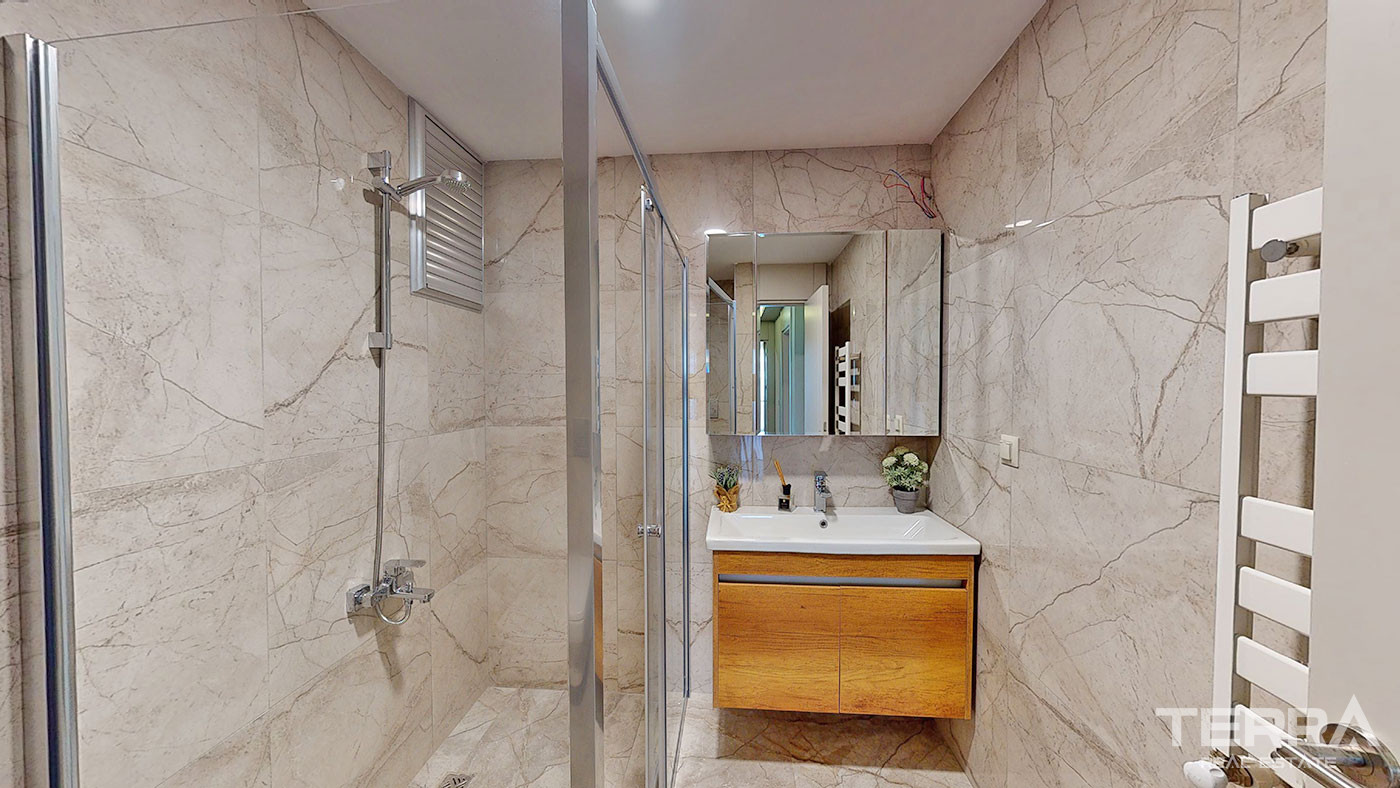 Luxury Apartments with Spacious Living Areas in Mersin, Yenişehir - 71249