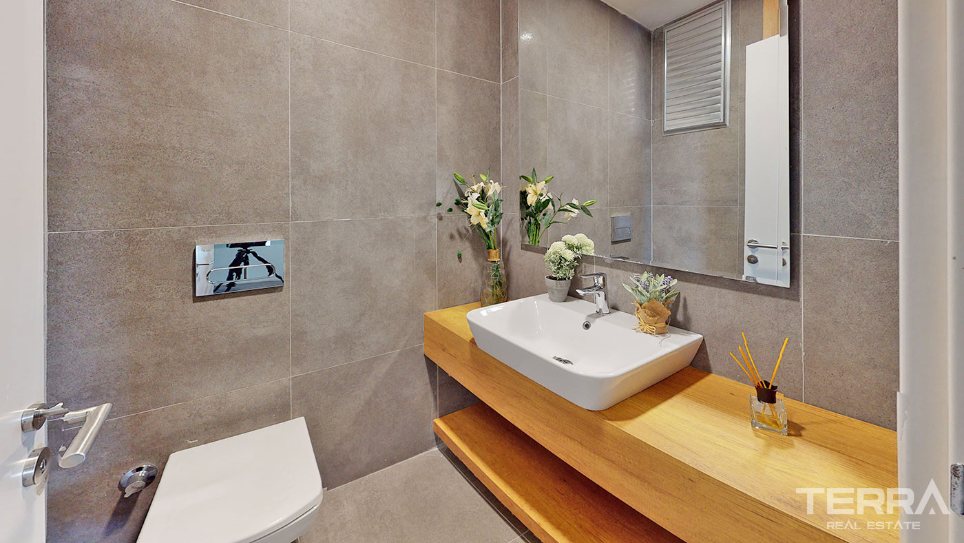 Luxury Apartments with Spacious Living Areas in Mersin, Yenişehir - 71259