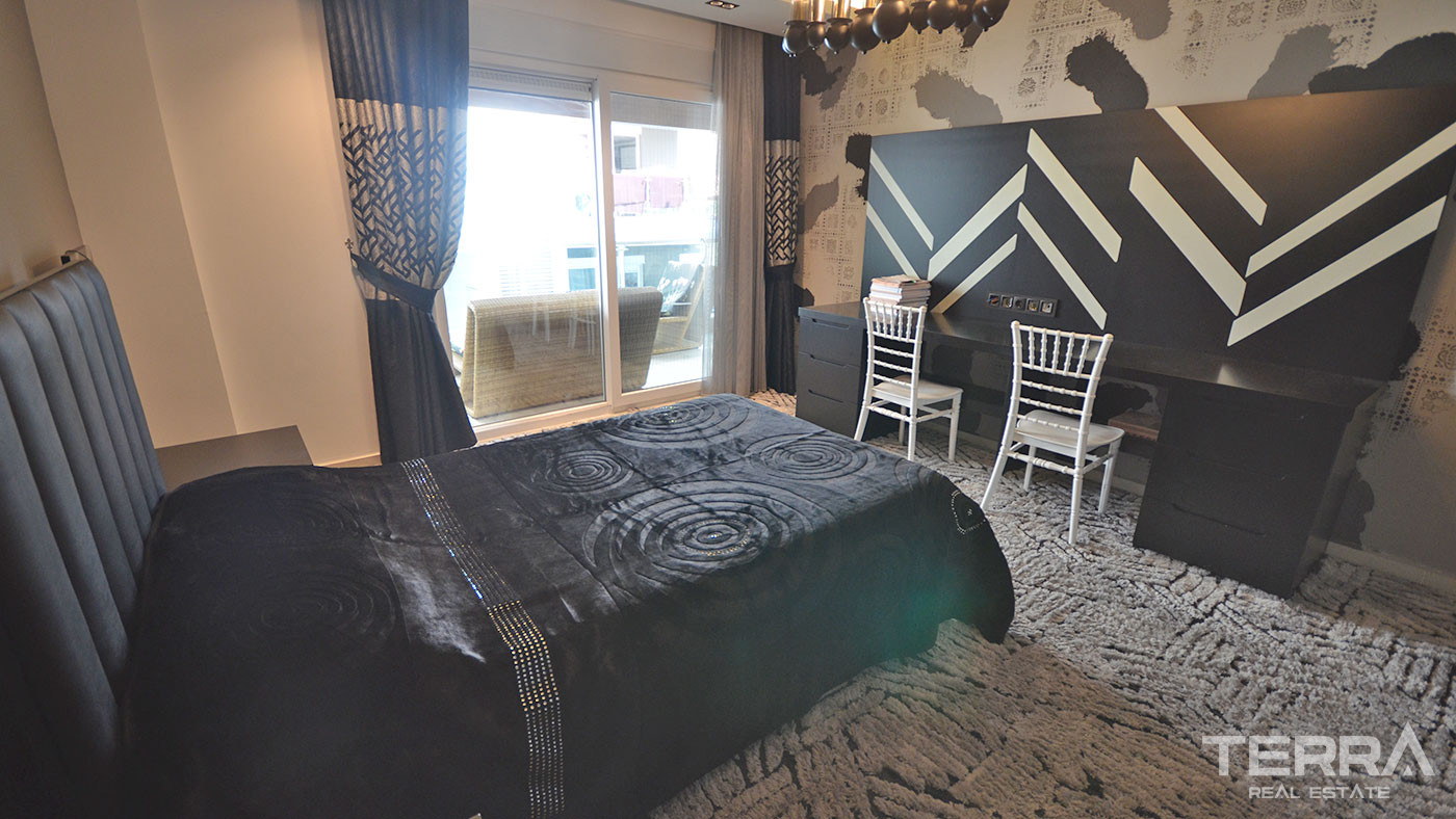 Central Alanya Apartment Close to the Beach with Luxury Furniture - 72711