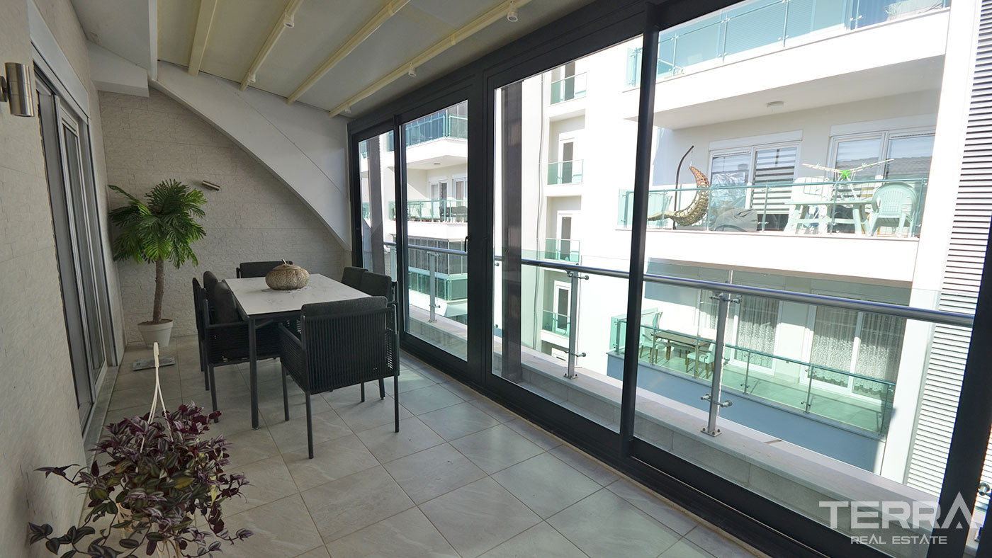 Central Alanya Apartment Close to the Beach with Luxury Furniture - 72716