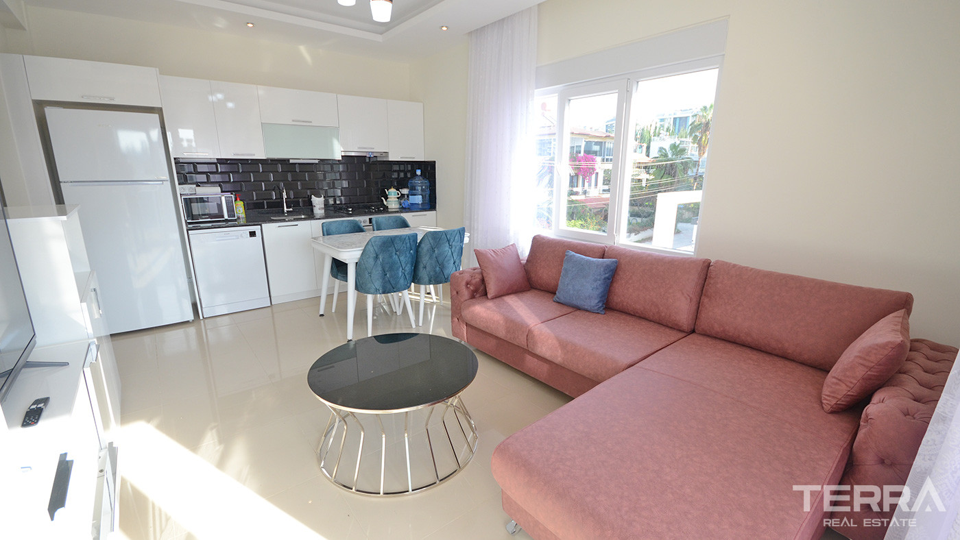 Modern Furnished Key Ready Flat Close to the Beach in Alanya Avsallar - 73556