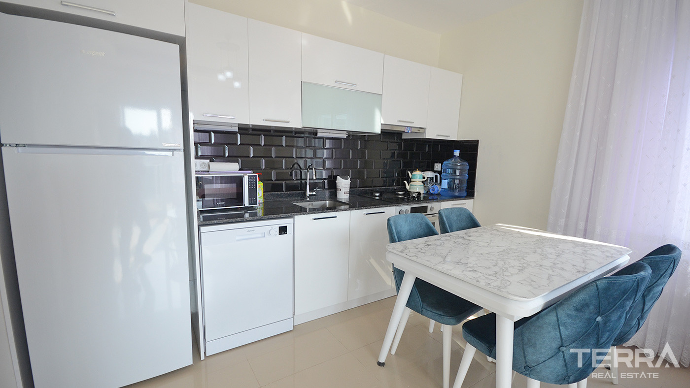 Modern Furnished Key Ready Flat Close to the Beach in Alanya Avsallar - 73557