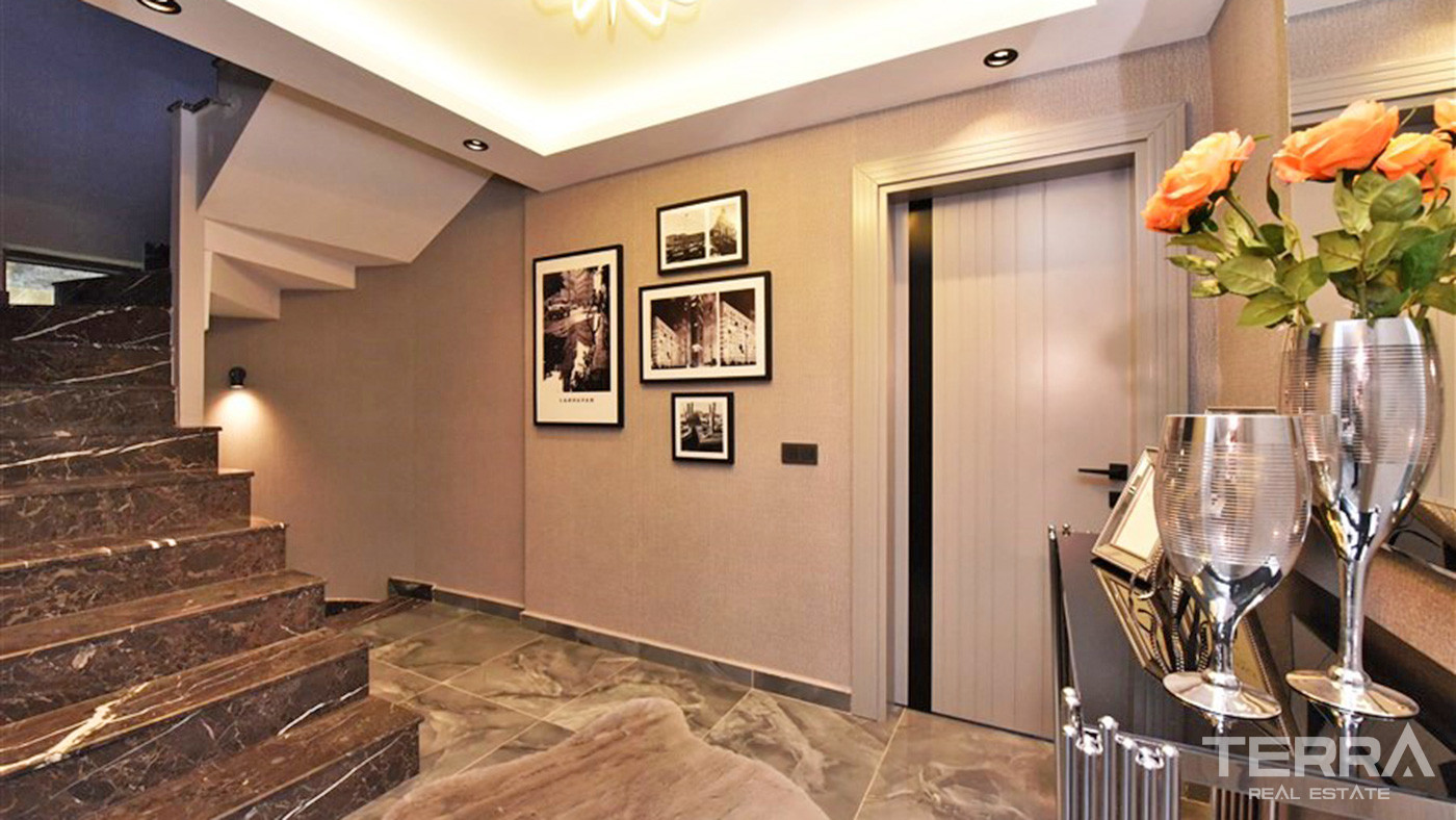 Furnished 4+1 Private Villa with Panoramic View in Alanya Kargıcak - 73585