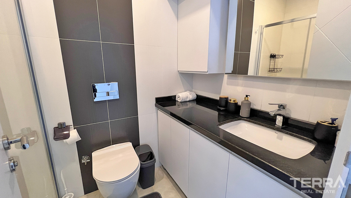 Furnished Luxury Alanya Flat with Spectacular Sea View in Mahmutlar - 73596