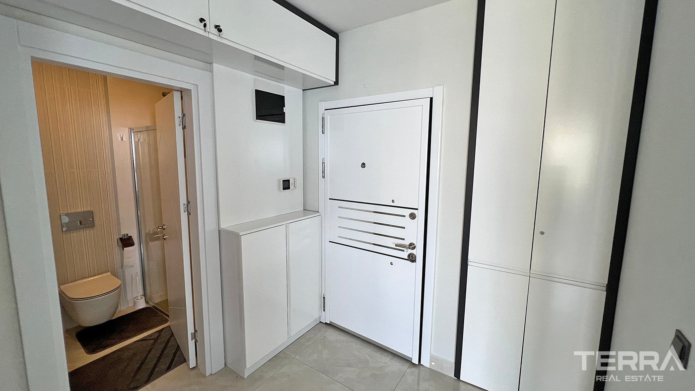 Furnished Luxury Alanya Flat with Spectacular Sea View in Mahmutlar - 73603
