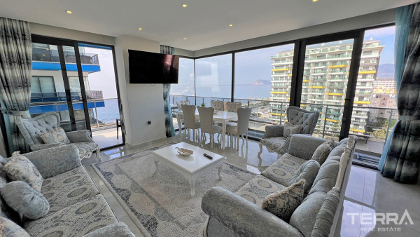 Möblierte Luxuswohnung in Alanya mit spektakulärem Meerblick in Mahmutlar