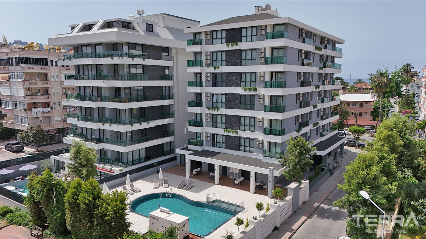 Alanya Merkezde Tamamen Eşyalı ve Plaja 350 m Mesafede Yeni Daireler - 103843