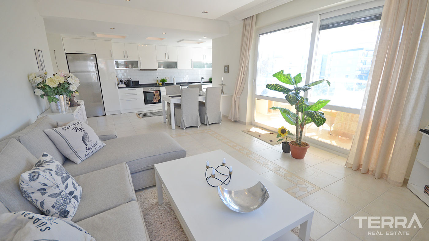 Alanya Flat for Sale in Luxury Complex with Large Pool and Aqua Slides - 74689