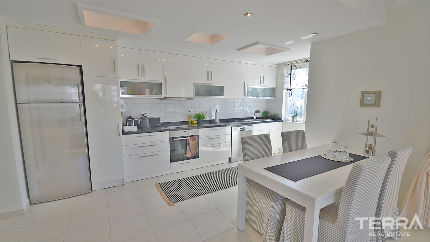 Alanya Flat for Sale in Luxury Complex with Large Pool and Aqua Slides - 74690