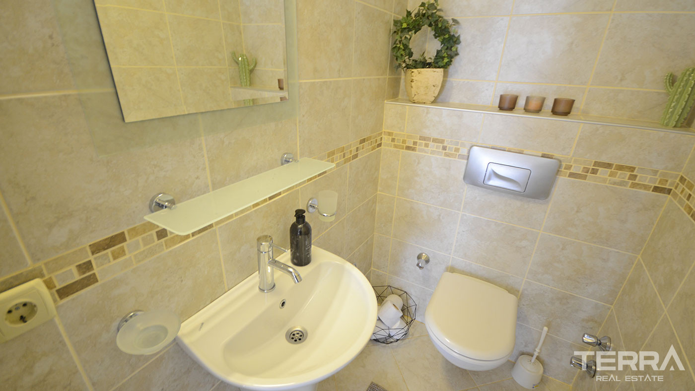 Alanya Flat for Sale in Luxury Complex with Large Pool and Aqua Slides - 74691