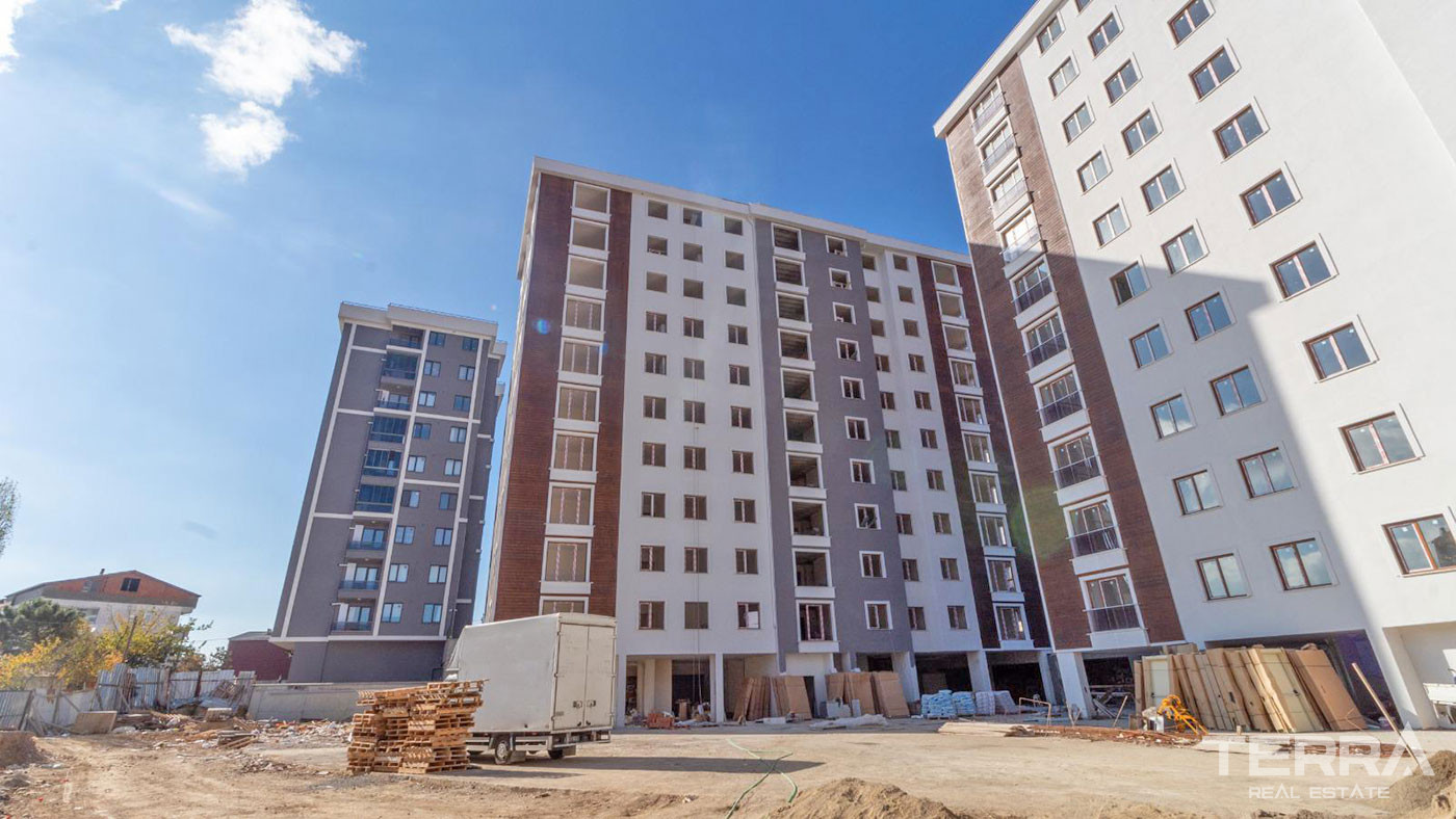 Key Ready Investment Apartments with City and Forest View in Pendik - 74813