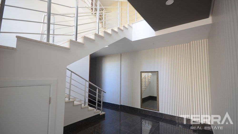 Moderne Büros mit Potenzial und hohen Mieteinnahmen in Alanya - 2564