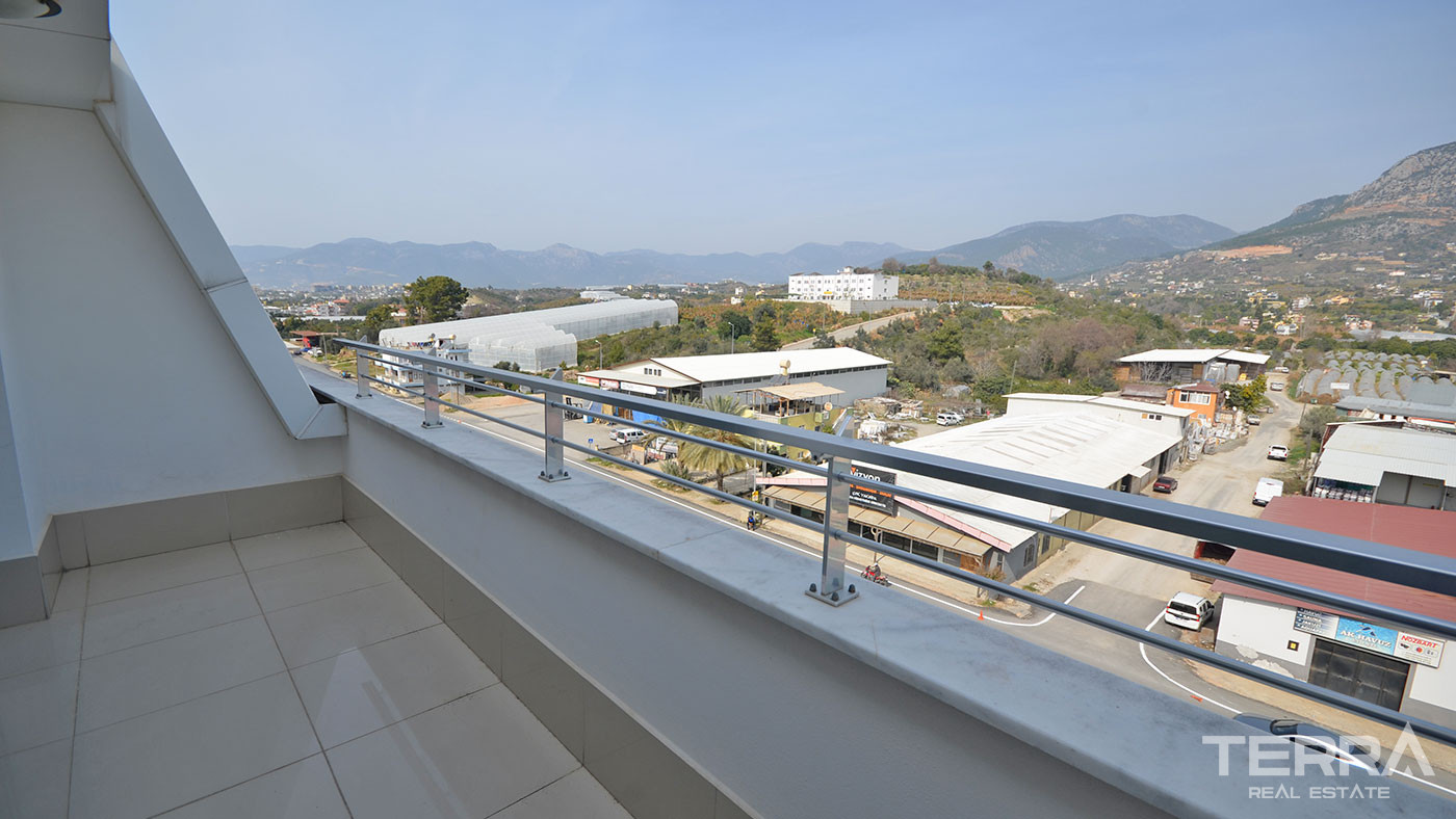 Alanya's Furnished Duplex Apartment with Sea View Close to Beach - 75063
