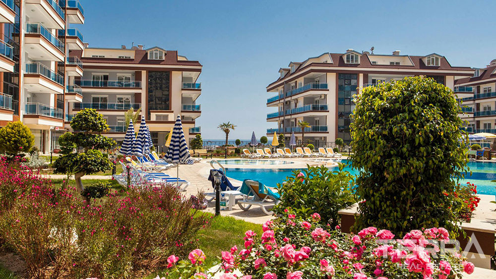 Modernly Designed Sea View Alanya Apartment in Another World Complex - 75104