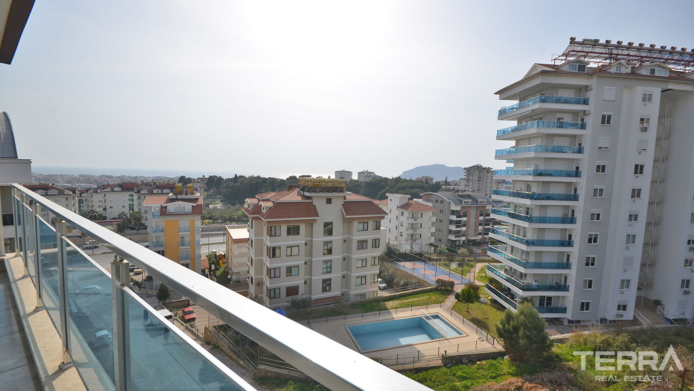 Modernly Designed Sea View Alanya Apartment in Another World Complex - 75129