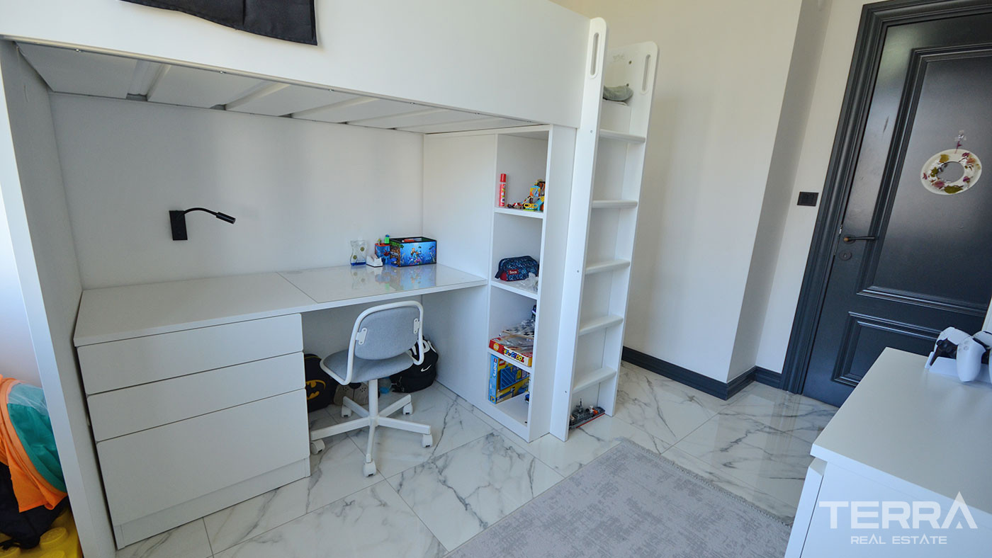 Sea View Alanya Apartment Near the Beach with Top Quality Materials - 75780