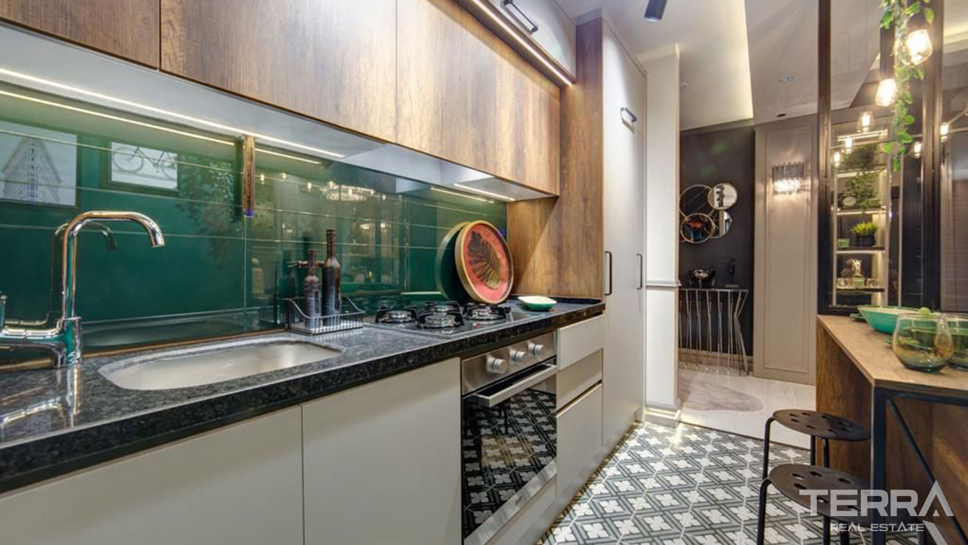 Mersin Flats with Modern Features 1.5 km from the Beach in Yenişehir - 76016