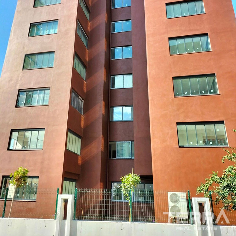 Mersin Flats with Modern Features 1.5 km from the Beach in Yenişehir - 78199