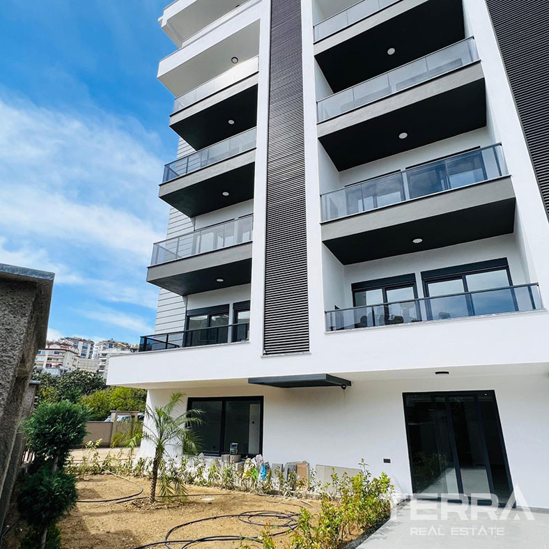 New Apartments in a Serene Setting of Alanya Offer Bargain Prices - 76060