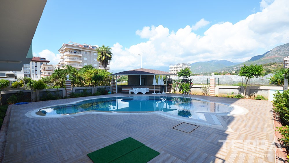 1 bedroom apartment at sea front location in Kestel Alanya - 2794