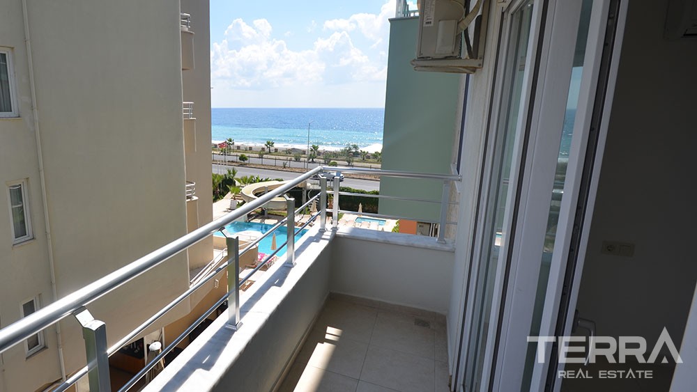 1 bedroom apartment at sea front location in Kestel Alanya - 2822