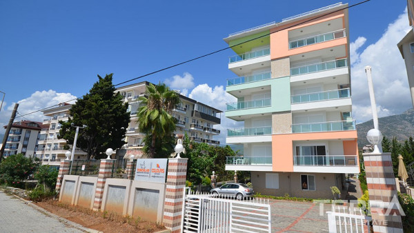 2 Zimmer Apartment am Meer in Kestel Alanya