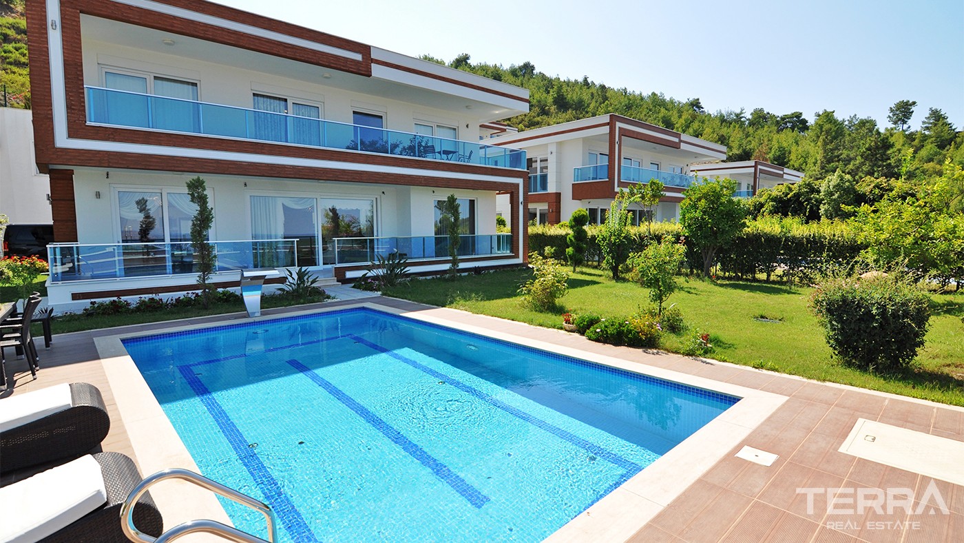 Luxury Sea View Houses with Private Pool in Alanya Kargıcak