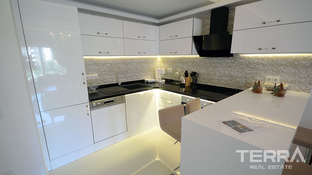 Exclusive apartments for sale near Cleopatra Beach in Alanya - 3038